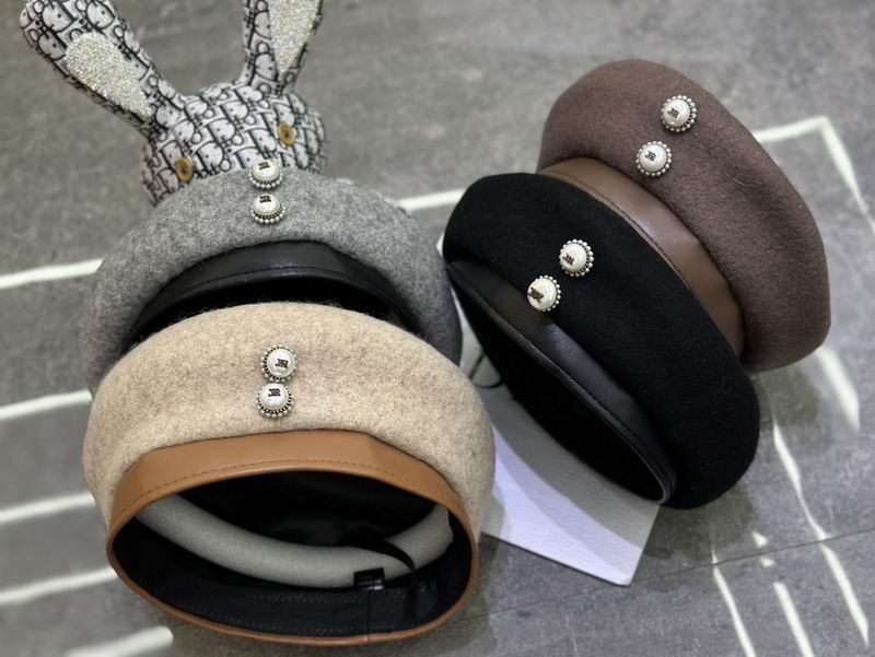 Dior beret dx22